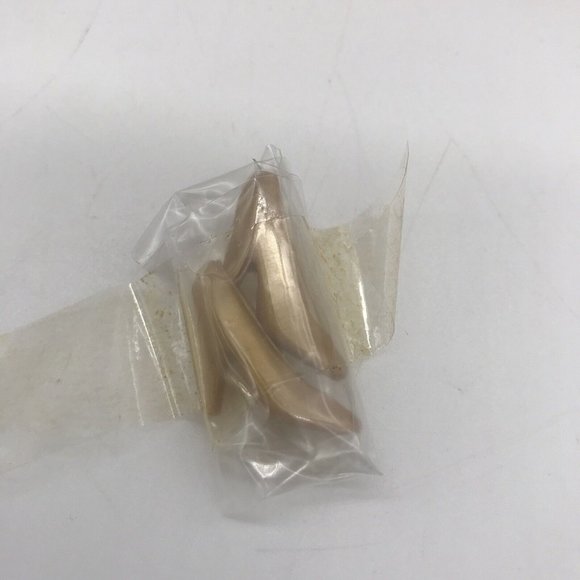 1995 Bob Mackie Goddess of the Sun Barbie Doll NRFB - Picture 7 of 16